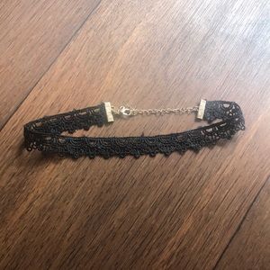 Black lace choker